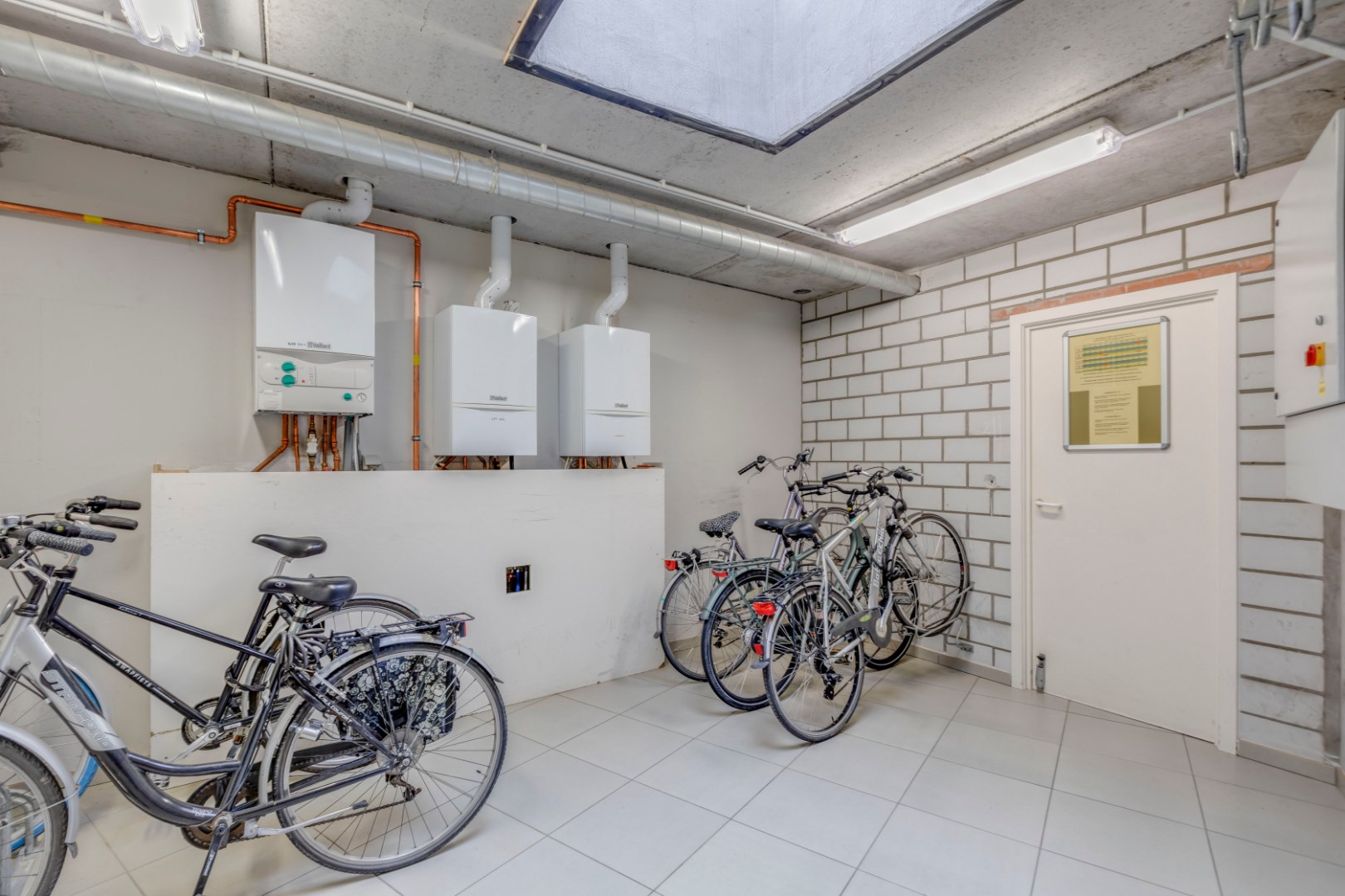 Instapklaar 2 slaapkamerappartement aan de Coupure 