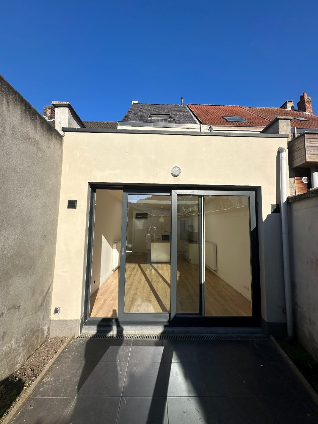 Prachtig gerenoveerde rijwoning met 3 slaapkamers 