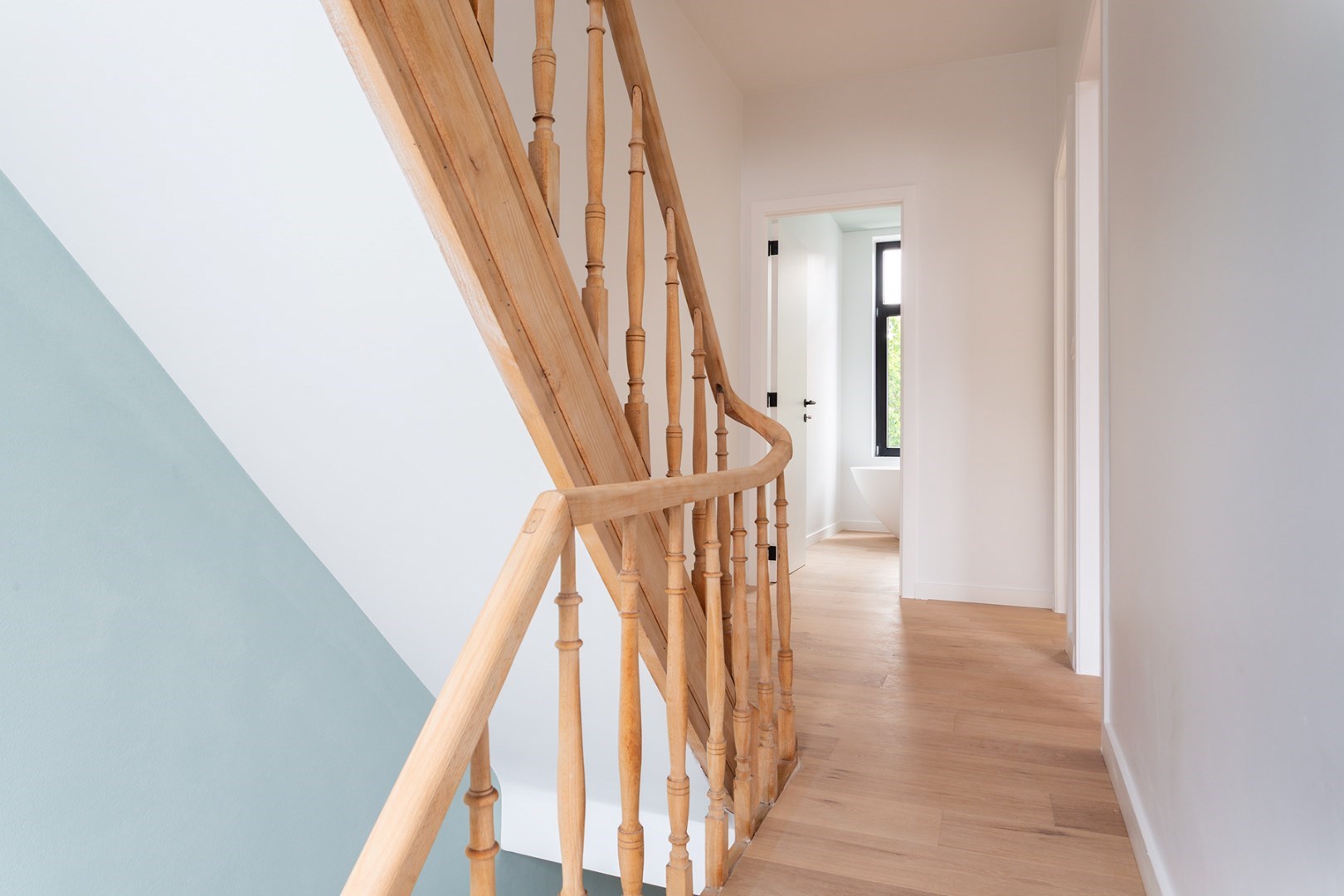 Uniek gerenoveerde en instapklare woning op toplocatie in Sint-Amandsberg 