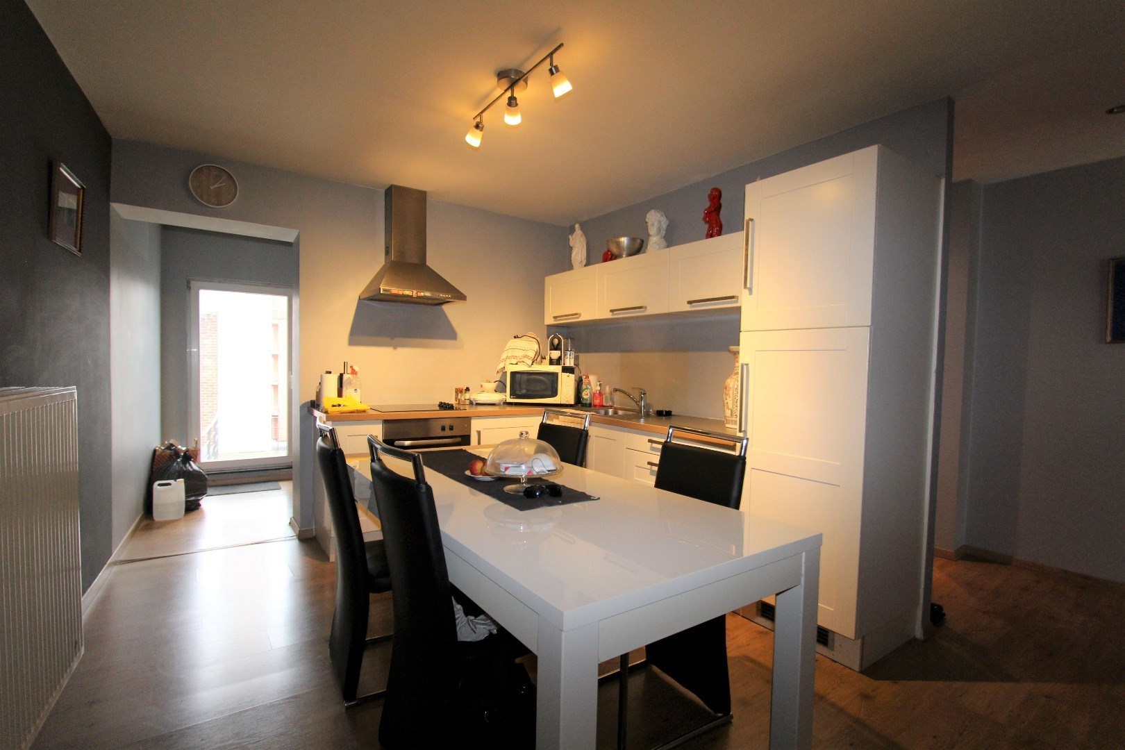 Appartement 3 - keuken met doorgang terras