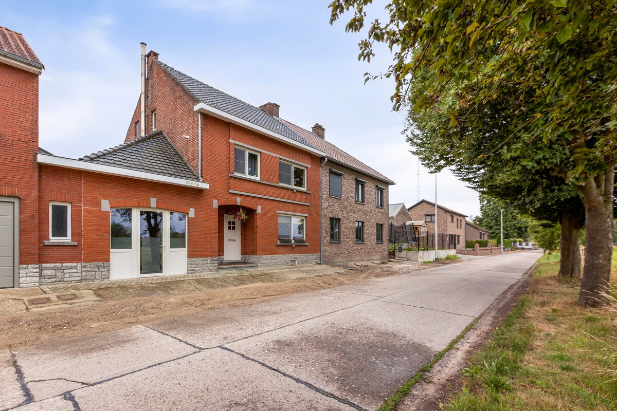 Charmante gezinswoning in het rustige Lauw 