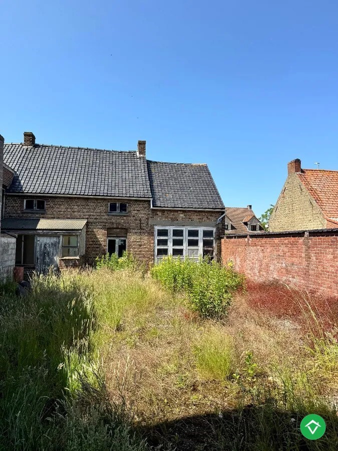Ruime open bebouwing met 3 slaapkamers op groot perceel in Koekelare 