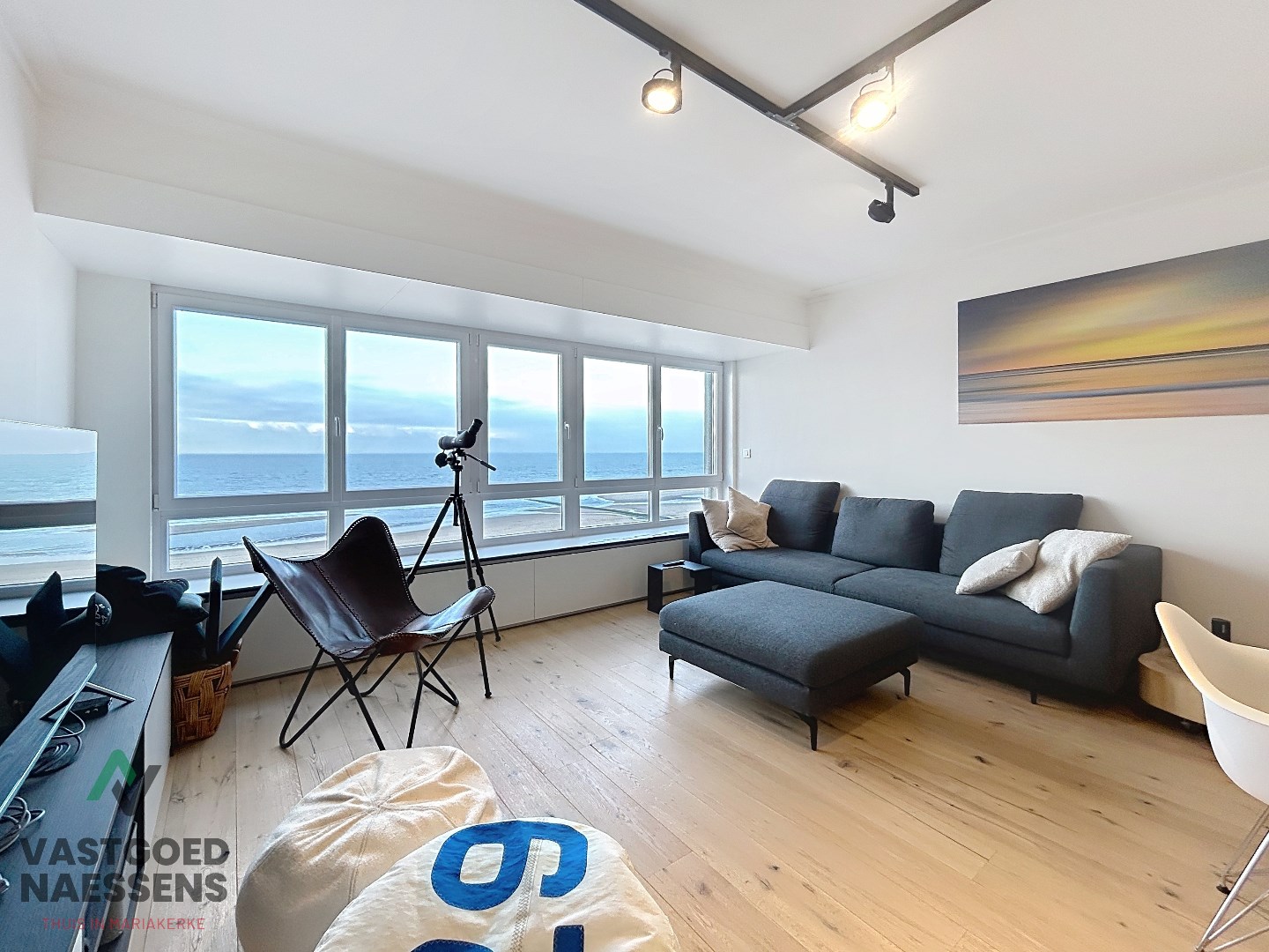 SCHITTEREND 2 SLPK APPARTEMENT MET ZICHT OP ZEE 