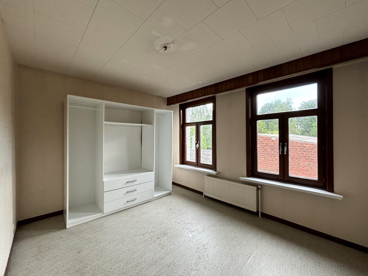 Gezinswoning met 4 slpk. en garage zonder renovatieverplichting in centrum Mol 