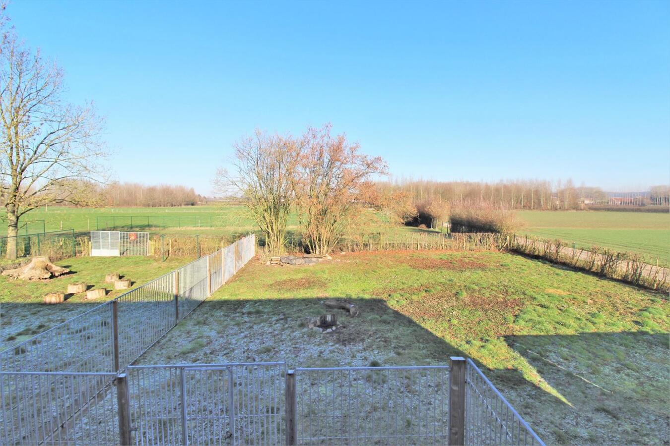 OPTIE - Woning met ruim landhuis en weiland op ca. 2,3ha te Kortenaken (Vlaams-Brabant) 