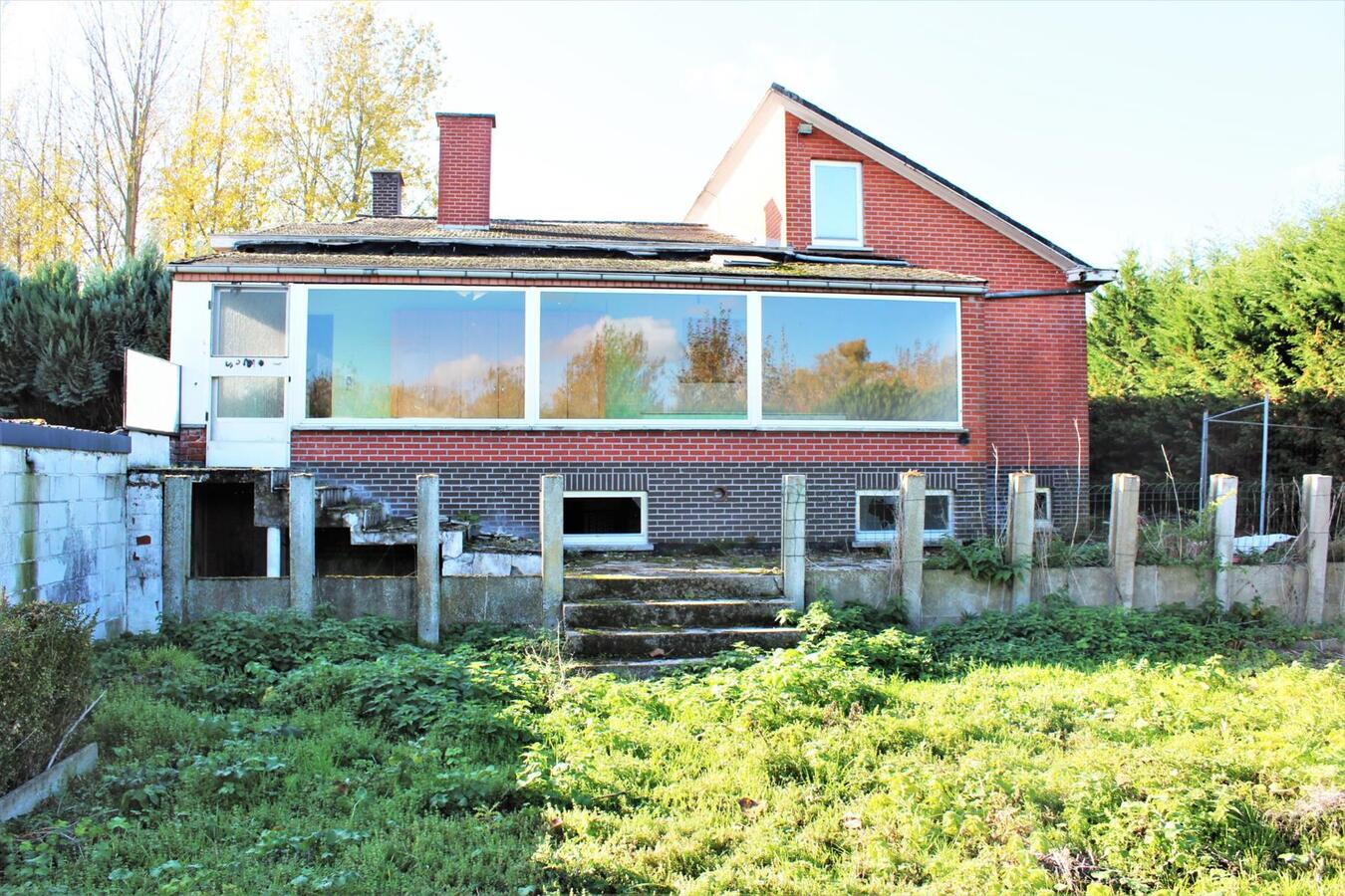 Te renoveren woning met aanhorigheden en weides op ca. 80a te Geetbets (Vlaams-Brabant) 