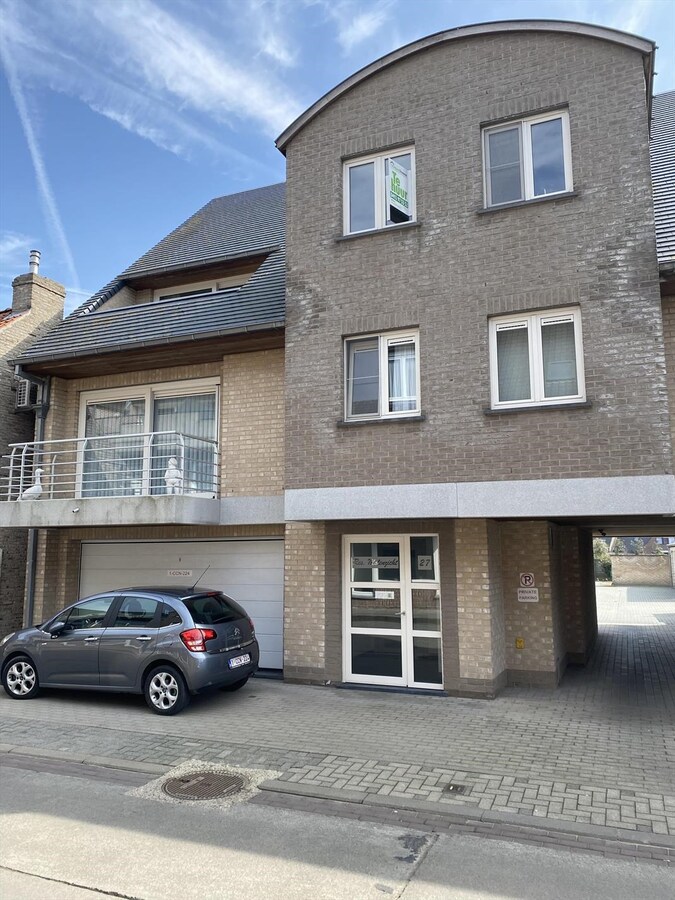 Lichtrijk appartement met 1 slaapkamer te Koekelare 