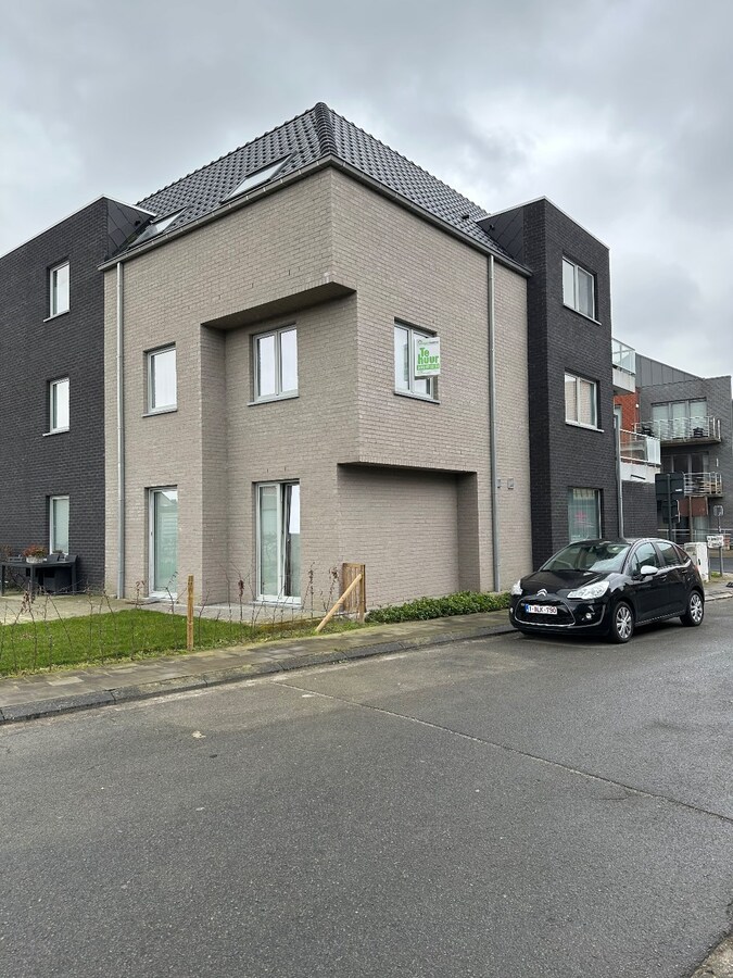 Nieuwbouwappartement met 2 slaapkamers en garage te Ichtegem 