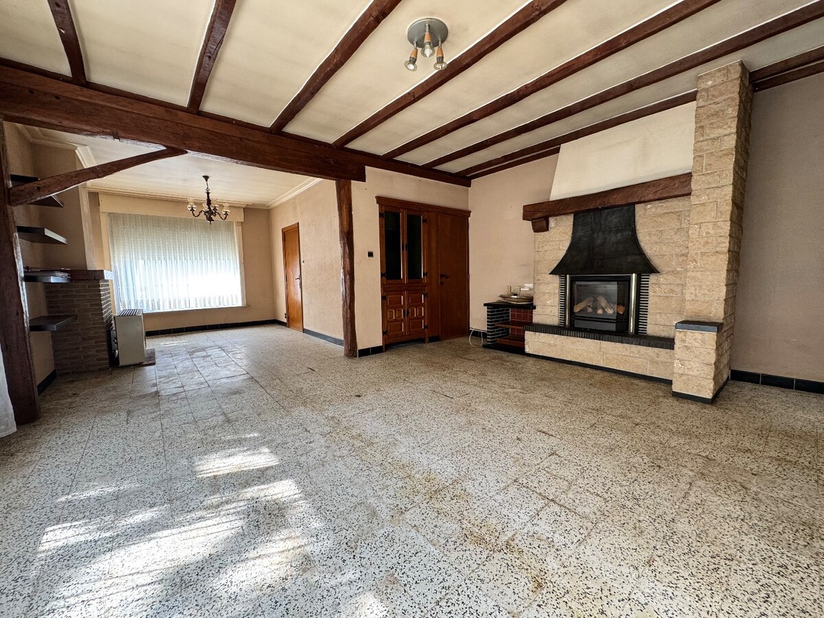 Woning met 3 slaapkamers en garage te Dadizele 