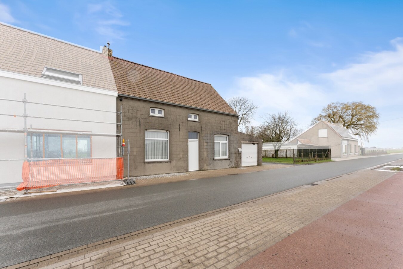 Woning met 3 slaapkamers en tuin te Leke 