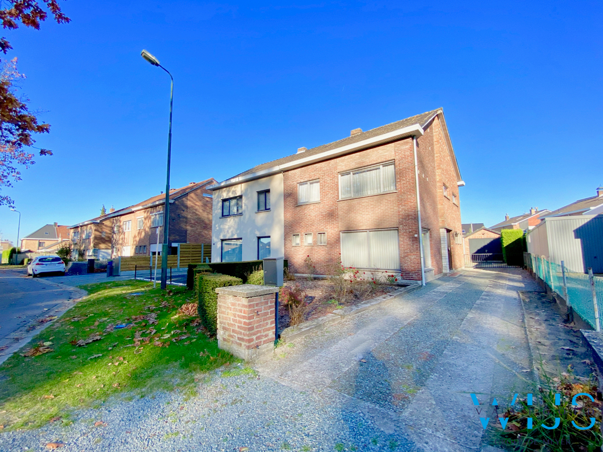 Woonhuis op absolute TOPlocatie in Evergem ! 