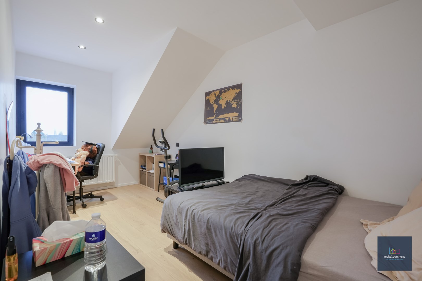 Instapklaar 2 slp. appartement met terras en grote gemeenschappelijke tuin. 