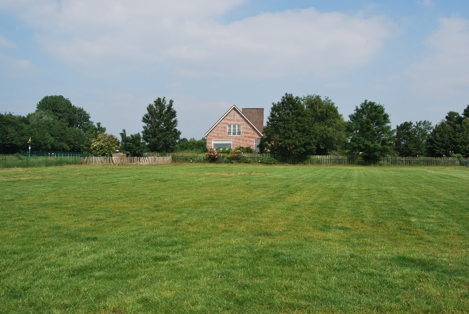 Villa op ca. 1,3ha aan de Leie te Petegem-aan-de-Leie 