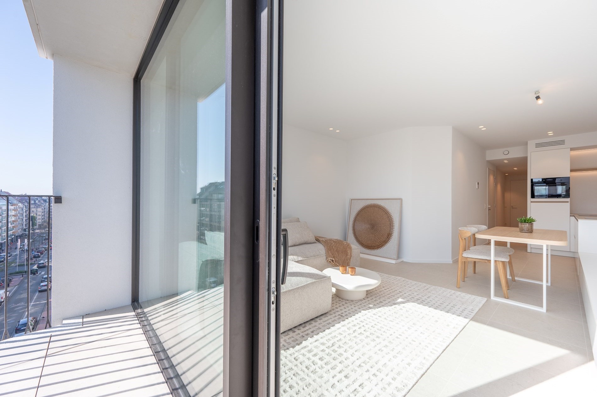 Appartement neuf enti&#232;rement fini avec des vues agr&#233;ables situ&#233; au centre de Knokke. 