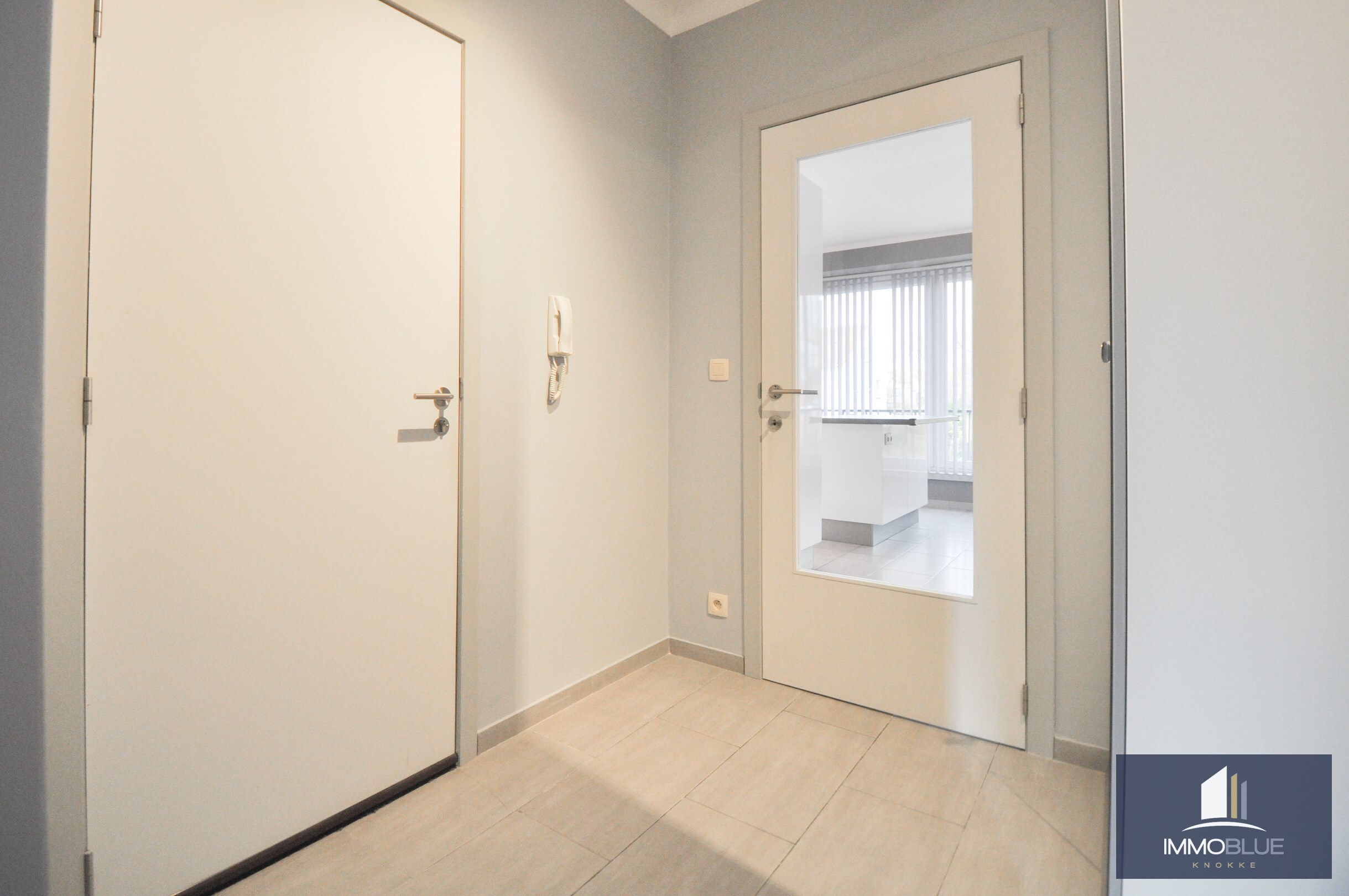 Instapklaar appartement gelegen in een kleine residentie nabij het Zegemeer. 