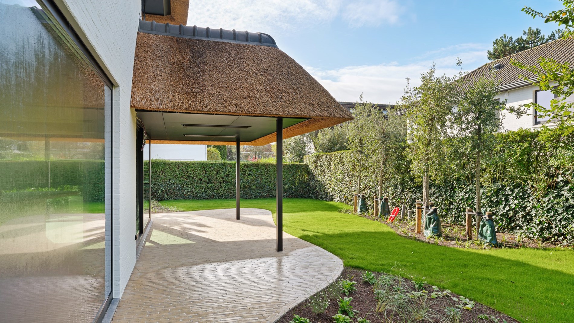 Impressionnante villa neuve au cœur du Zoute, &#224; quelques pas du golf de Knokke. 