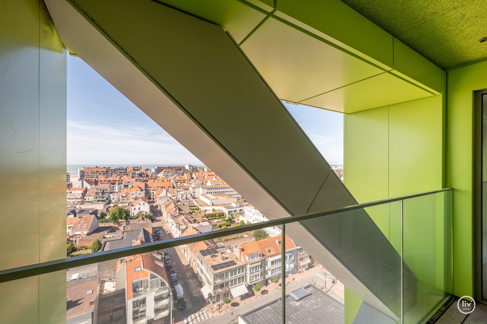 Journ&#233;e portes ouvertes Vendredi 01/08 entre 14h et 18h (Maes et Boerenboomplein) : Appartement de 3 pi&#232;ces bien situ&#233; &#224; Res. Hoost 