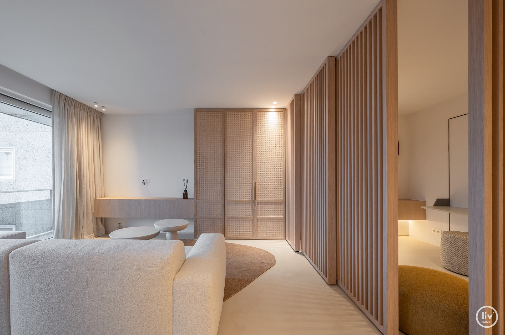 Luxueus gerenoveerd appartement met prachtige open zichten over de villa&#39;s en de minigolf in het Zoute. 