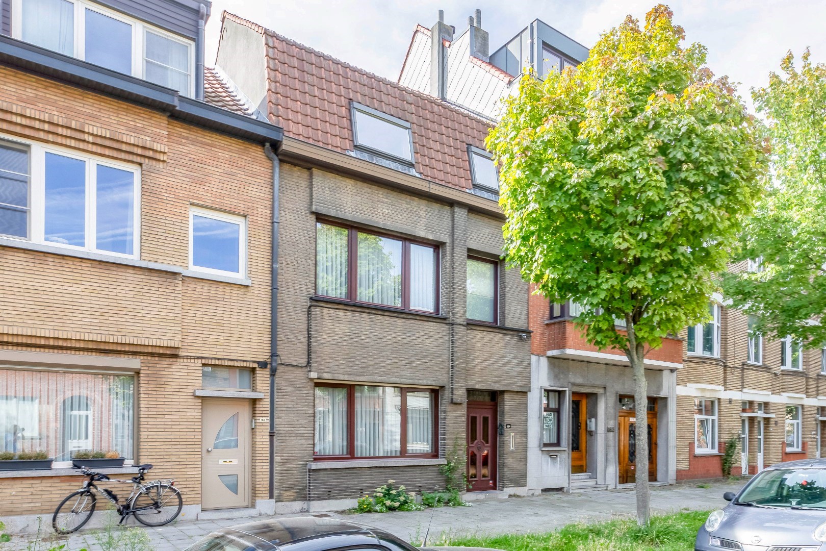 Ruime woning met tuin en dubbele garage in Gent - ideale woning voor cohousing 