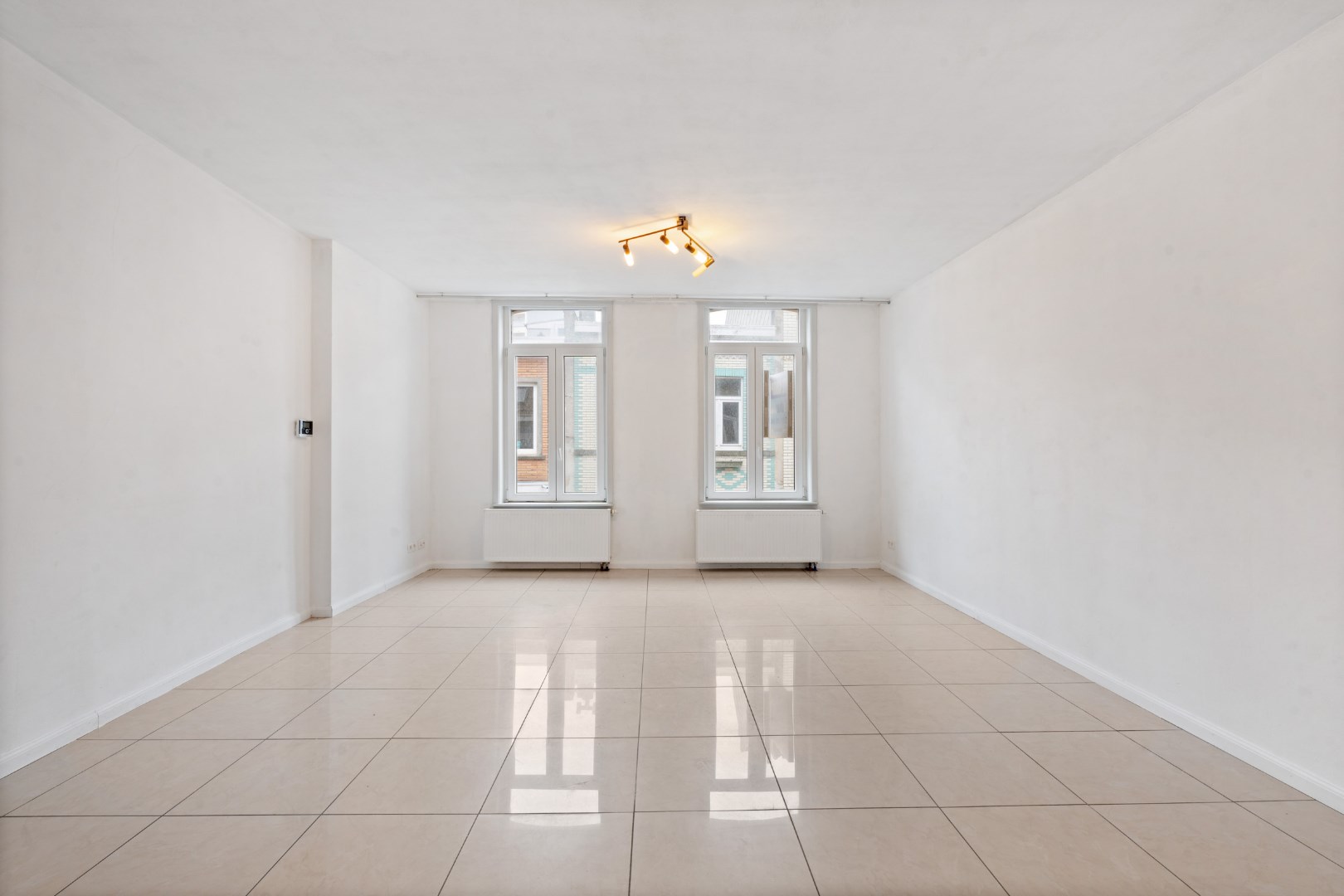 Instapklaar appartement met 2 ruime slaapkamers 