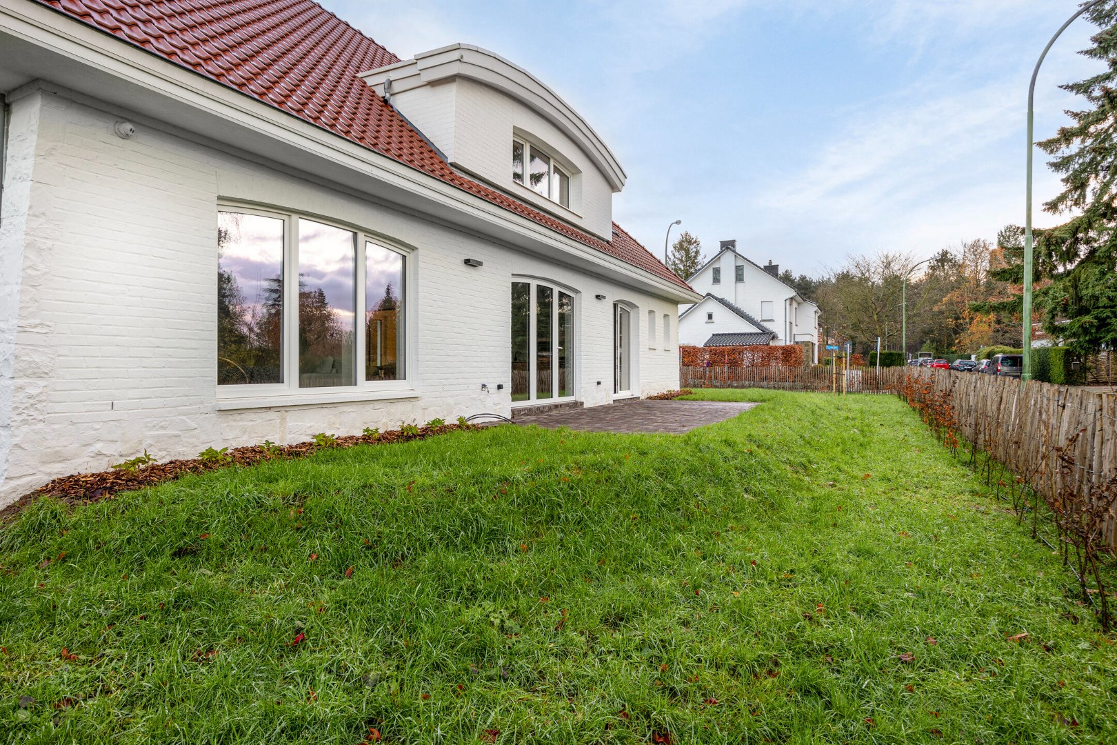 Prachtige gerenoveerde villa met 4 slaapkamers en bureau te Heverlee - EPC 98 kWh - bewoonbare opp. 300 m&#178; 