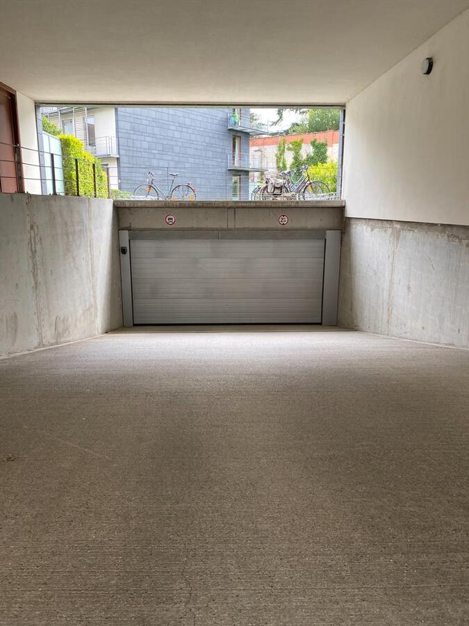 Afgesloten autostandplaats in centrum Gent 
