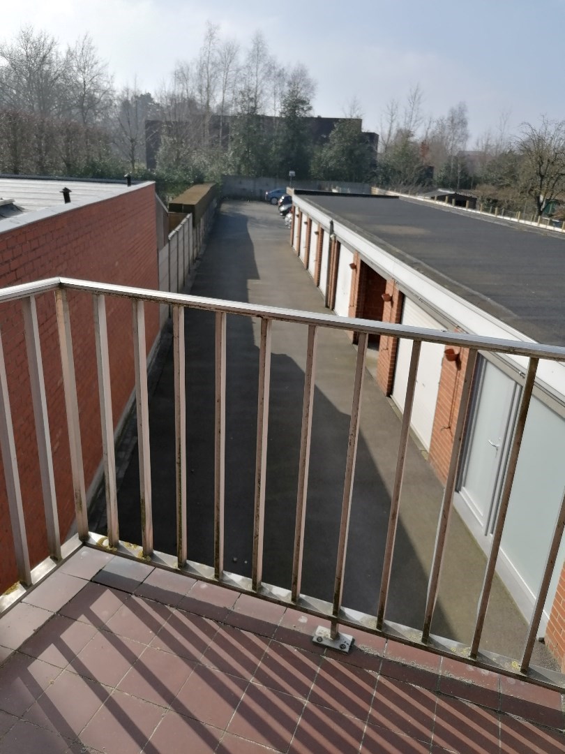 Centraal gelegen appartement met 2 slaapkamers, balkon en garage! 