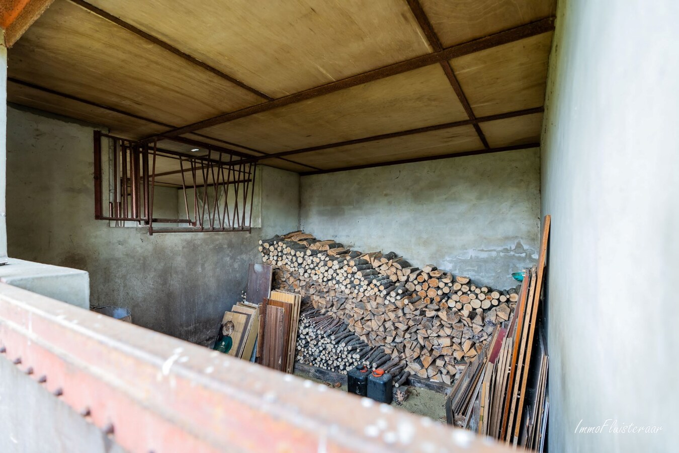 Woning met stalgebouw en grond op meer dan 1ha te Aarschot (Vlaams-Brabant) 