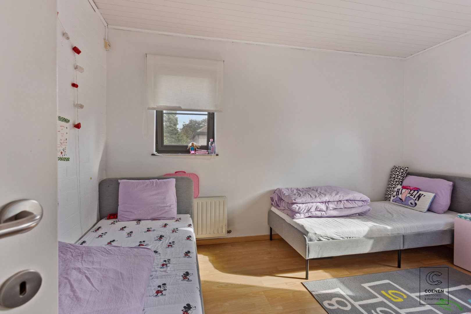 Ruime en instapklare woning met  4 slpk&#39;s en een bew opp van 214 m&#178; te Wommelgem! 