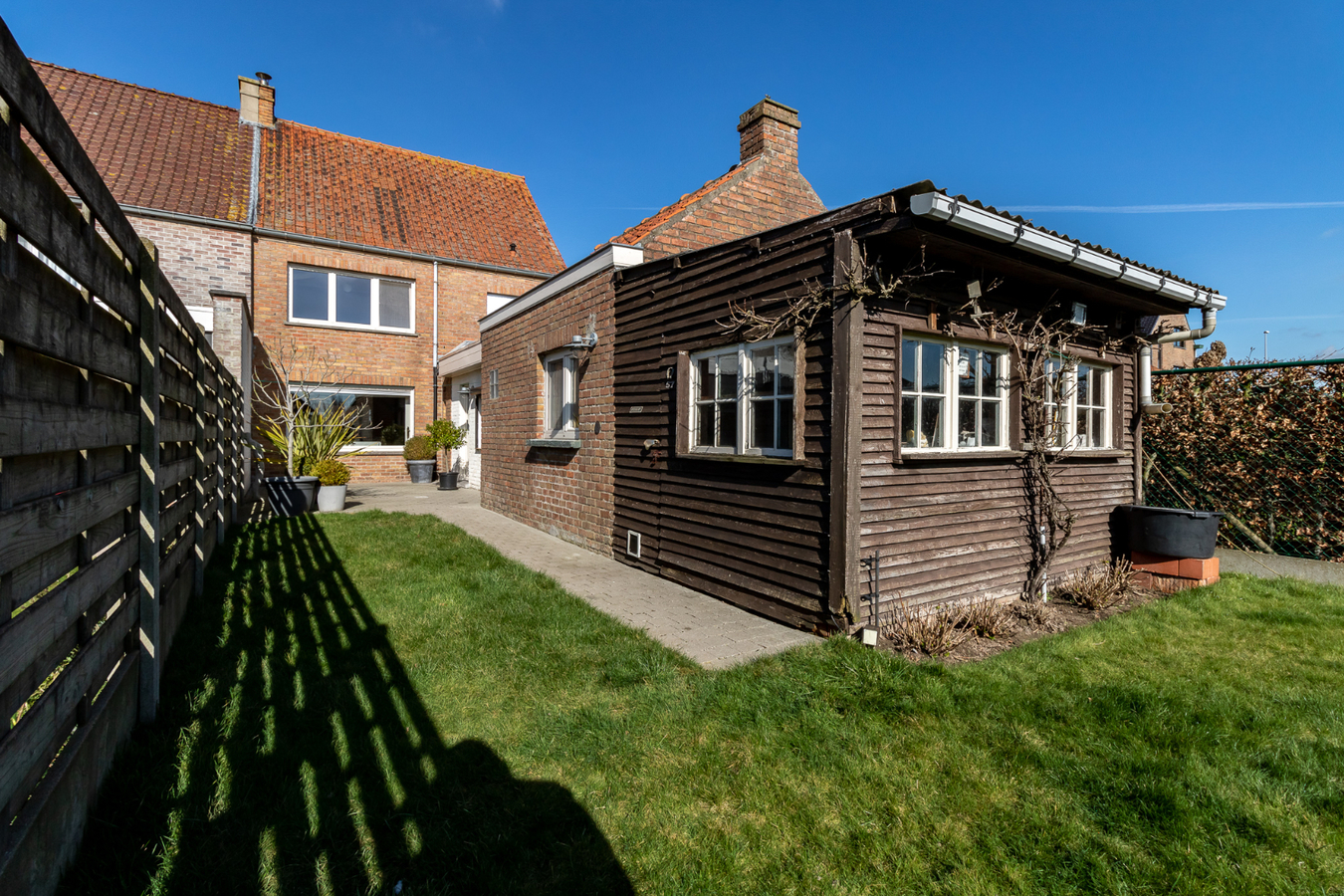 Woning met 3 slaapkamers en zuidgerichte tuin te Beerst 