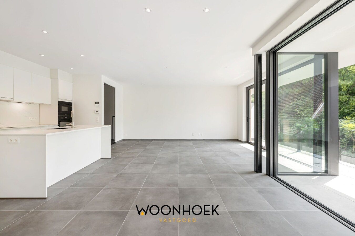 3- slpk luxeappartement met staanplaats in het Oeverpark! 