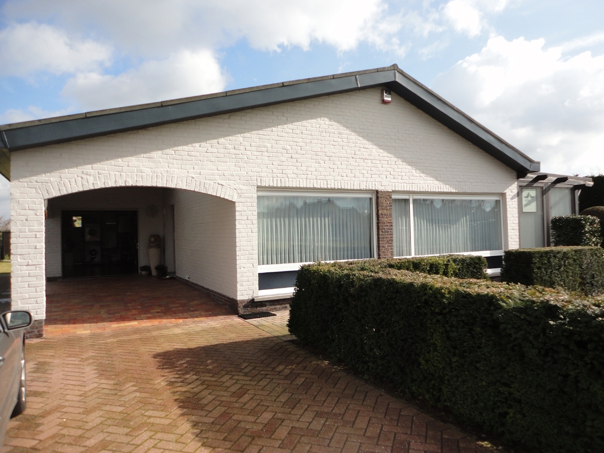 Bungalow sold in Moerbeke