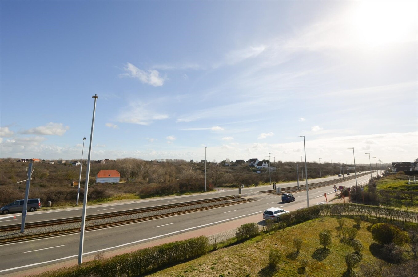 Verzorgd en zonnig appartement te Oostduinkerke te huur 