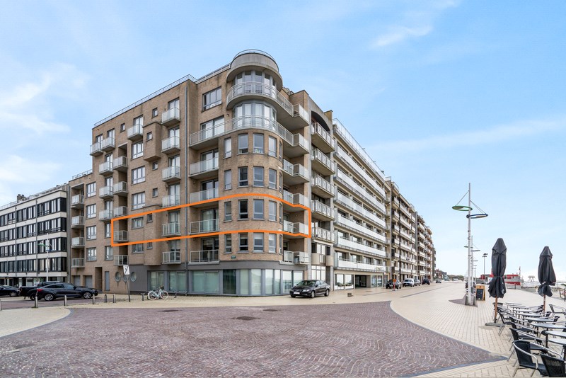 &quot;Ruim vakantie-appartement met 3 slaapkamers - SVZ318 