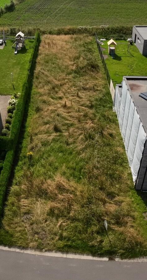 Stuk bouwgrond voor halfopen bebouwing te Koekelare 