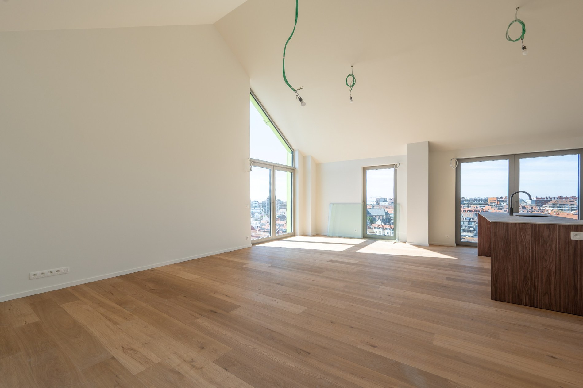 Journ&#233;e portes ouvertes Vendredi 01/08 entre 14h et 18h (Maes et Boerenboomplein) : Appartement de 3 pi&#232;ces bien situ&#233; &#224; Res. Hoost 