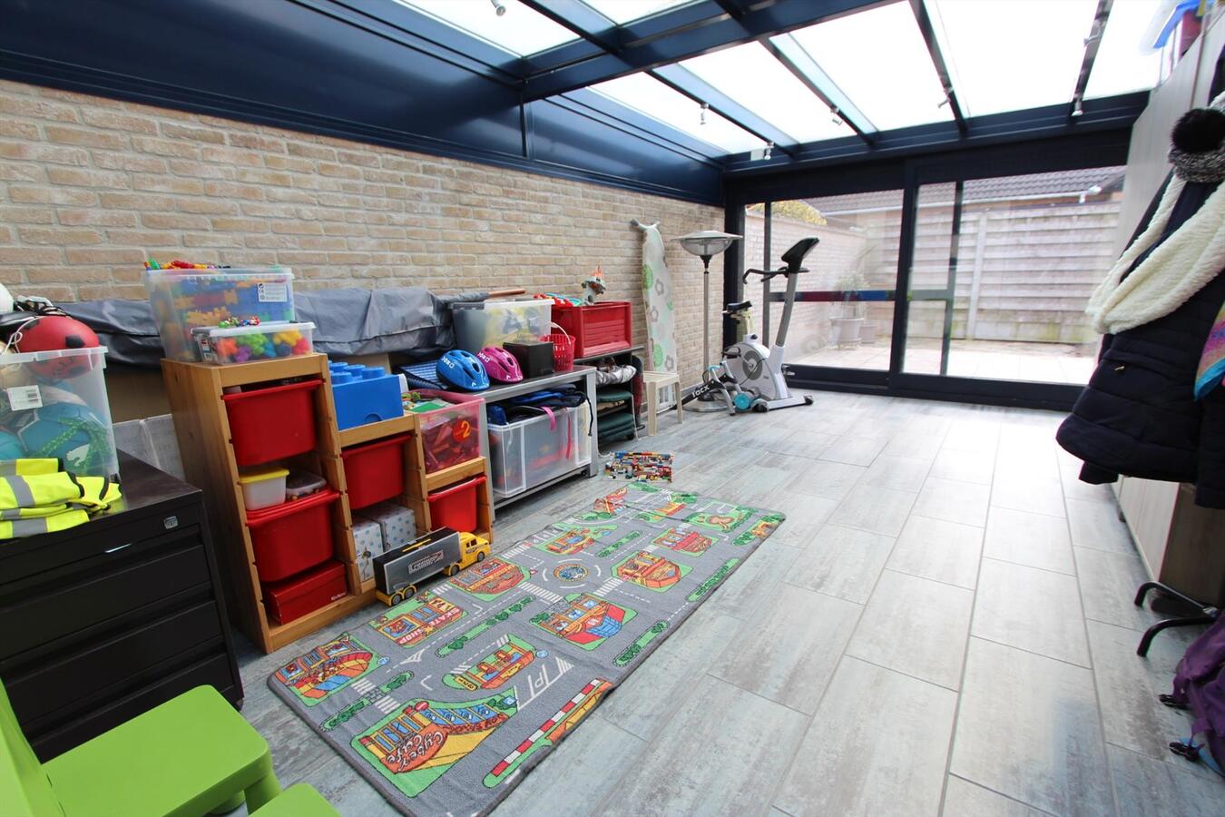 Woning met 3 slaapkamers en garage te Eernegem 