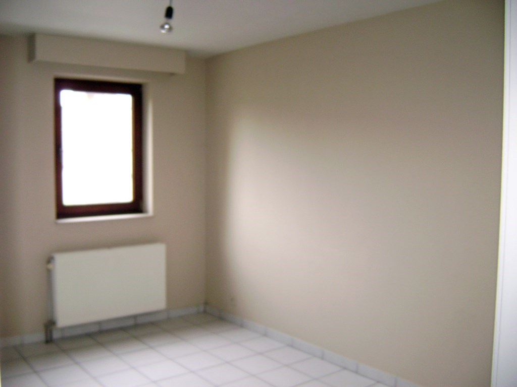 Energiezuinig appartement met 2 slpk, balkon, kelderberging en parking. 