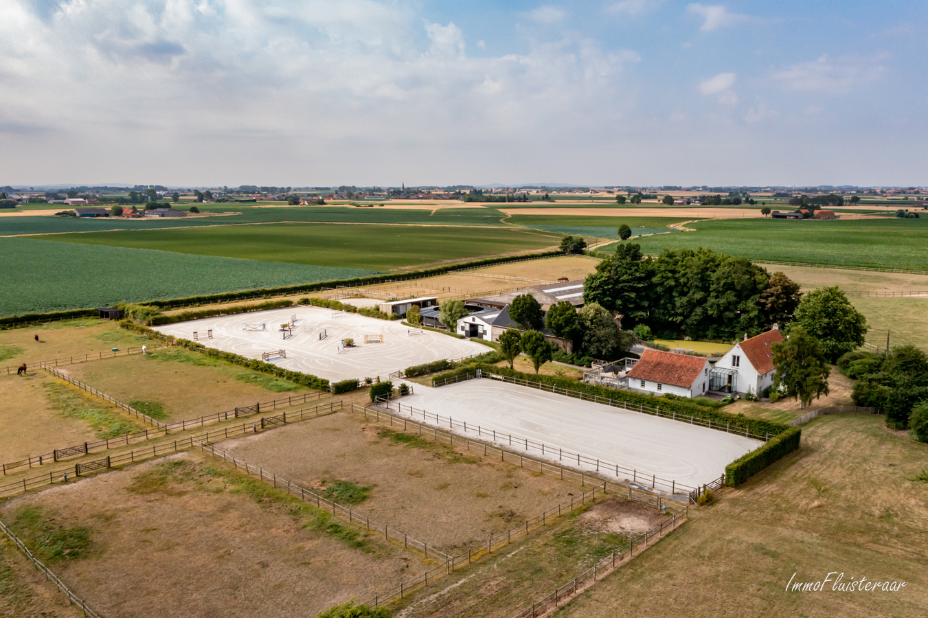 Unique Equestrian Complex with various possibilities in Veurne on approx. 8.9ha/22 acres 