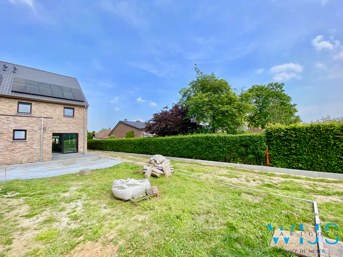 Ruime nieuwbouwwoning met 3 slaapkamers &amp; tuin te Assenede! 