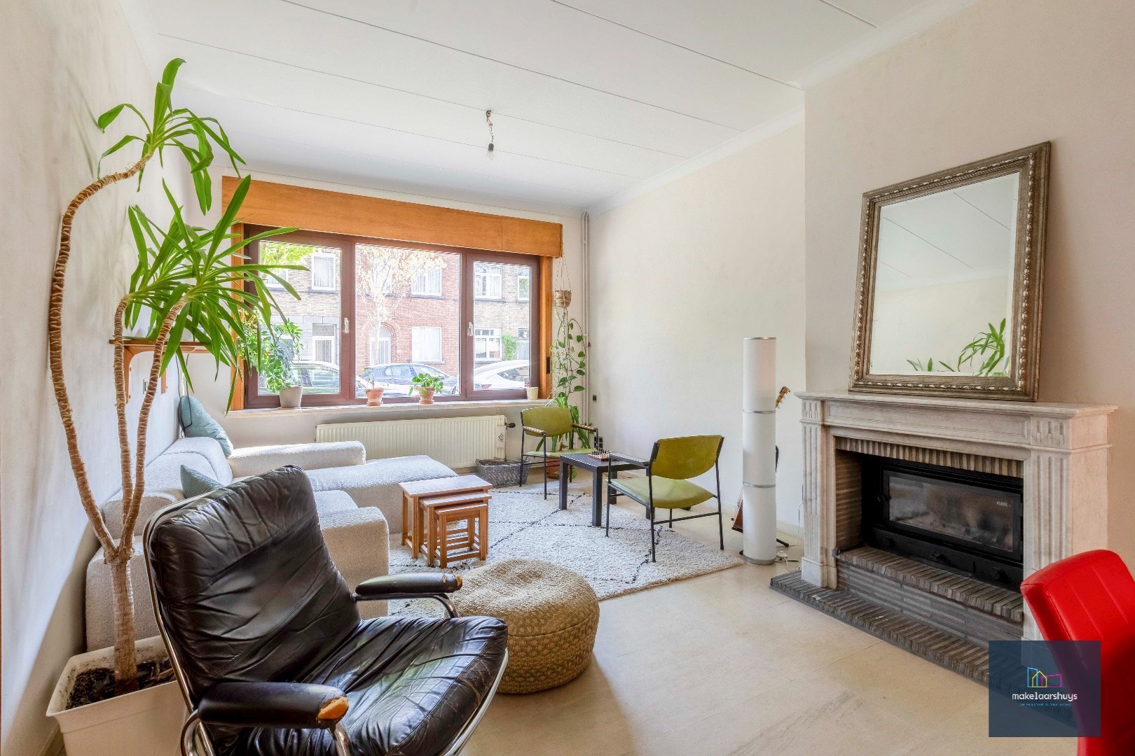 Ruime woning met tuin en dubbele garage in Gent 