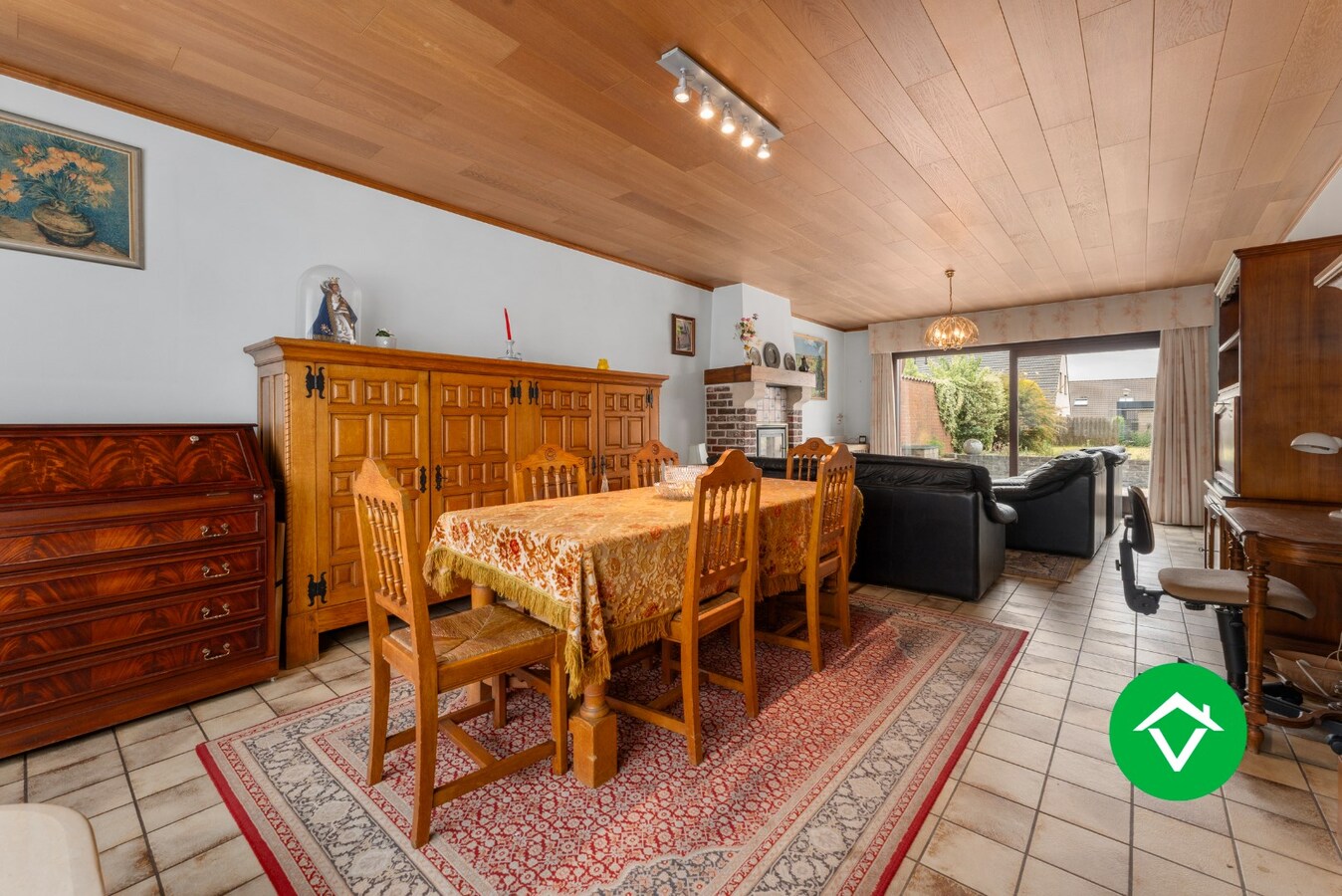 Instapklare woning met 3 slaapkamers en garage te Hooglede 
