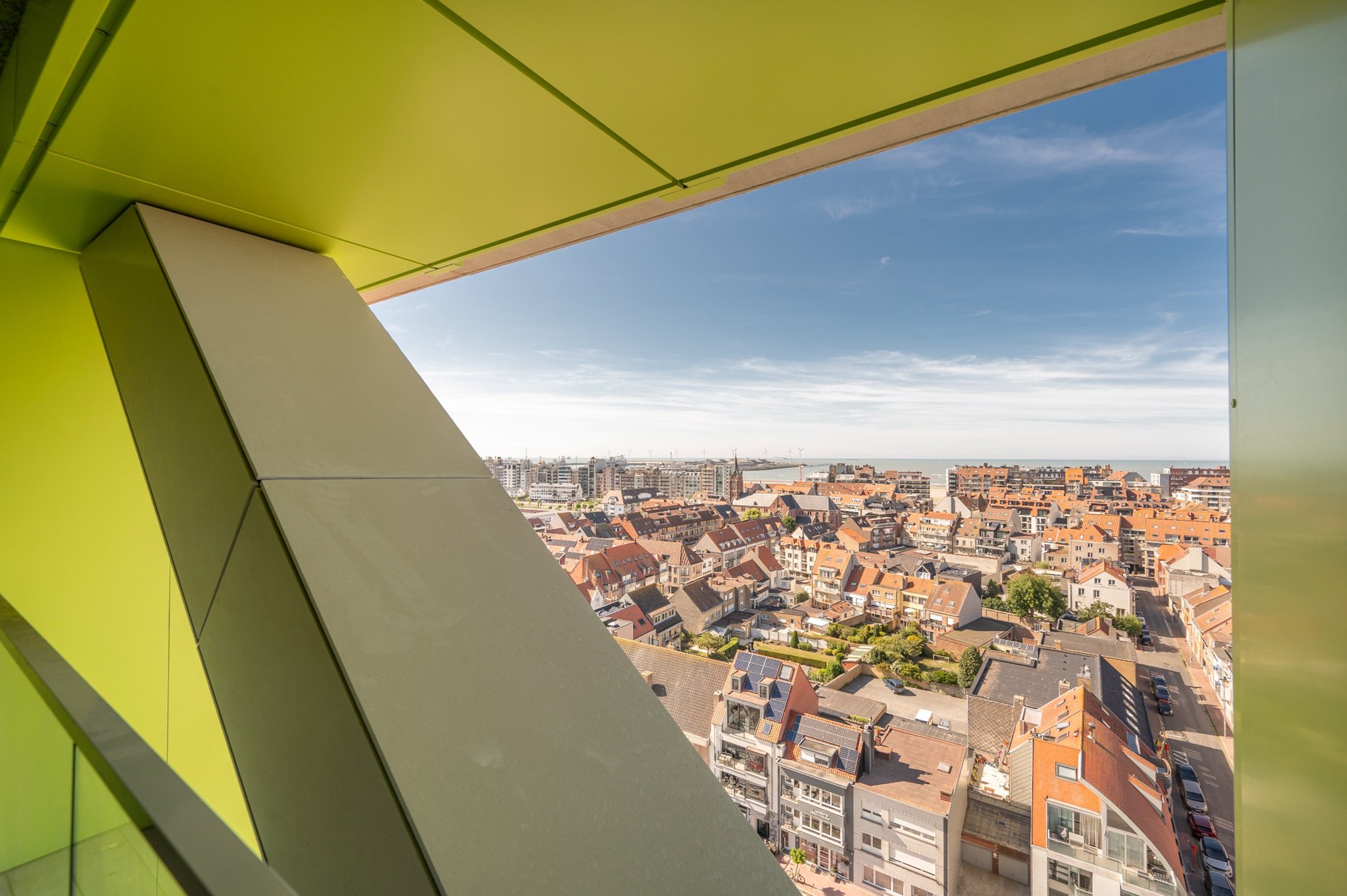 Journ&#233;e portes ouvertes Vendredi 01/08 entre 14h et 18h (Maes et Boerenboomplein) : Appartement de 3 pi&#232;ces bien situ&#233; &#224; Res. Hoost 