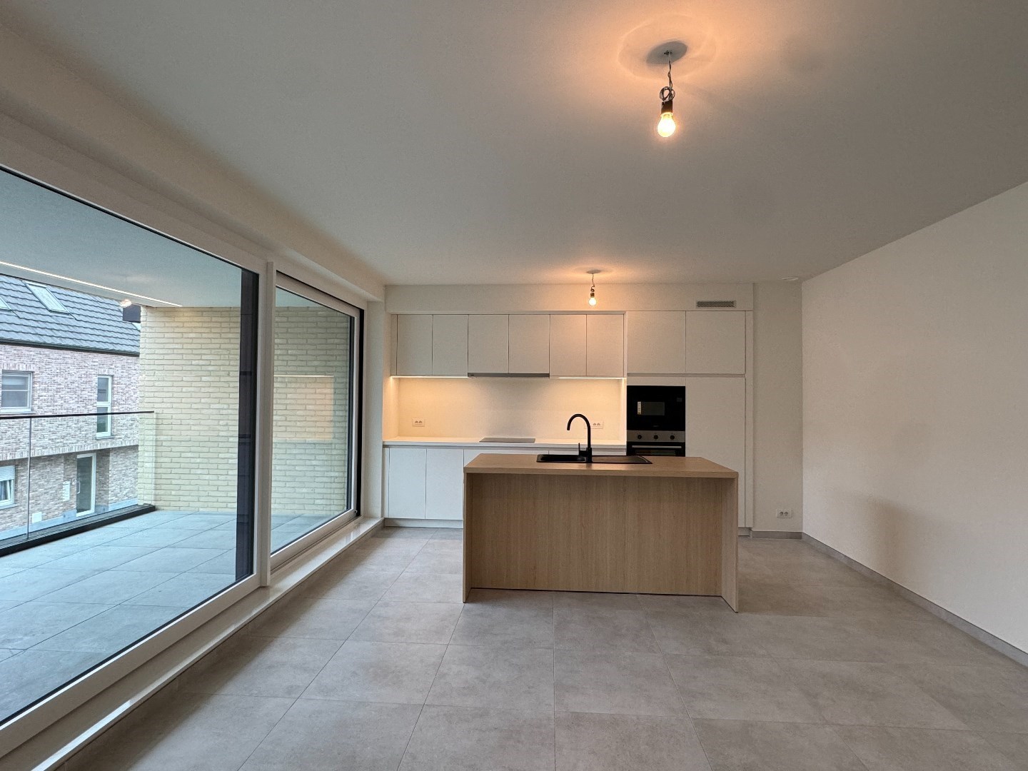 Prachtig 2-slaapkamer appartement met priv&#233;terras 