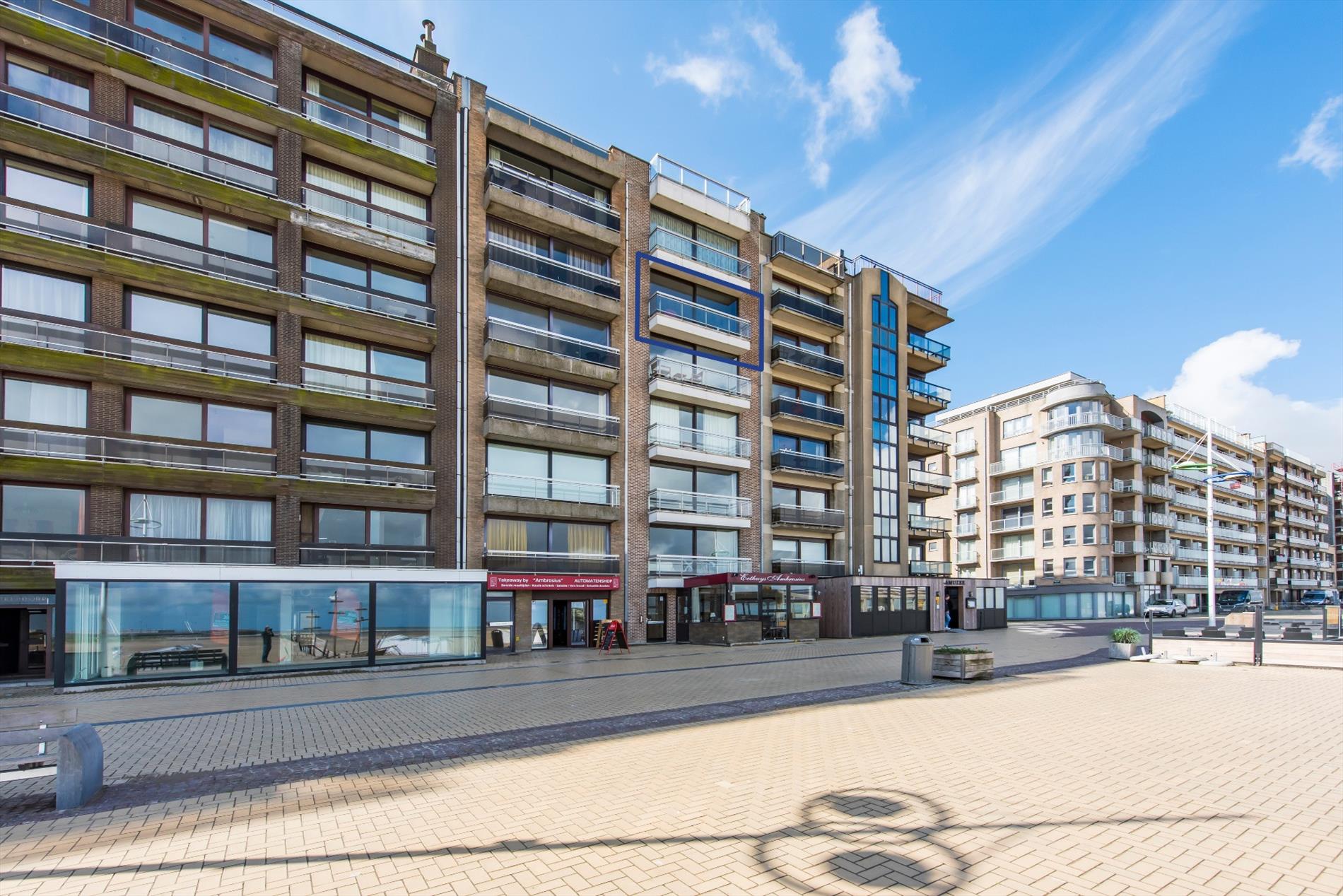 &quot;Ruim en comfortabel appartement met lift in residentie ASCOT - SVZ078 