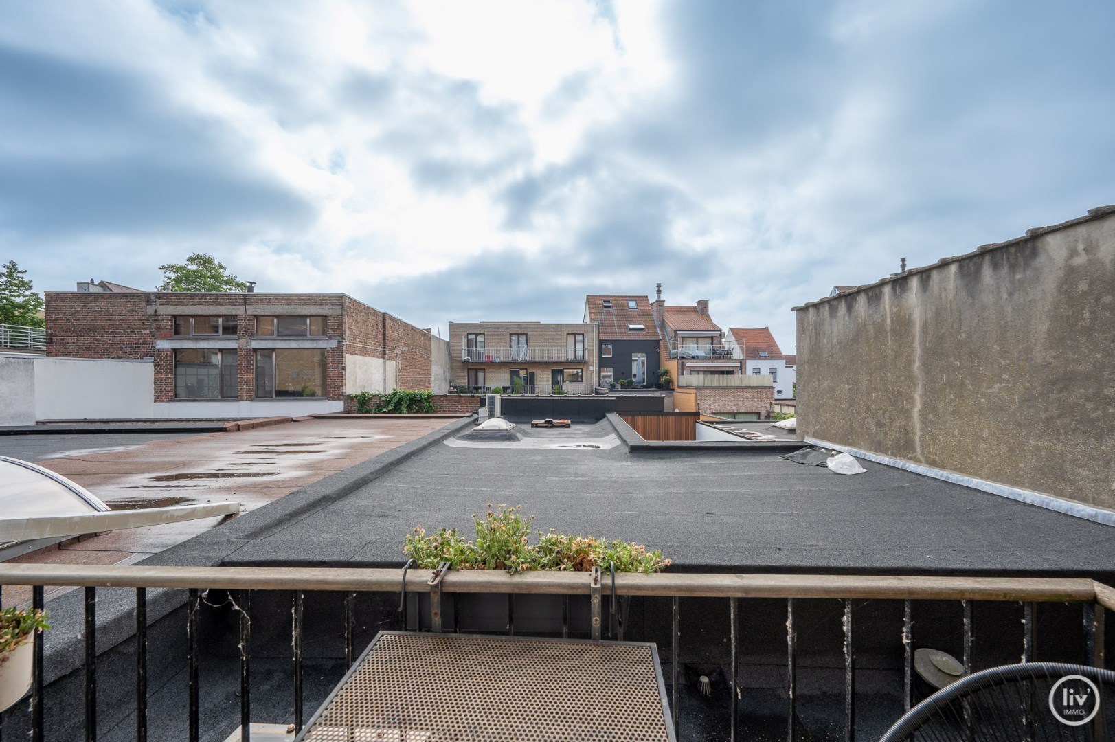 &quot;Modern 2-slaapkamer appartement centraal gelegen op de Lippenslaan te Knokke. 