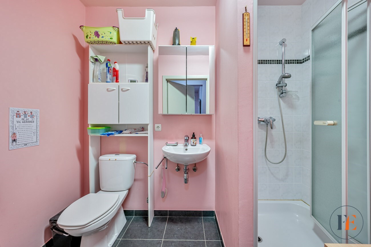 Woning/appartement met koer in het centrum van Destelbergen 