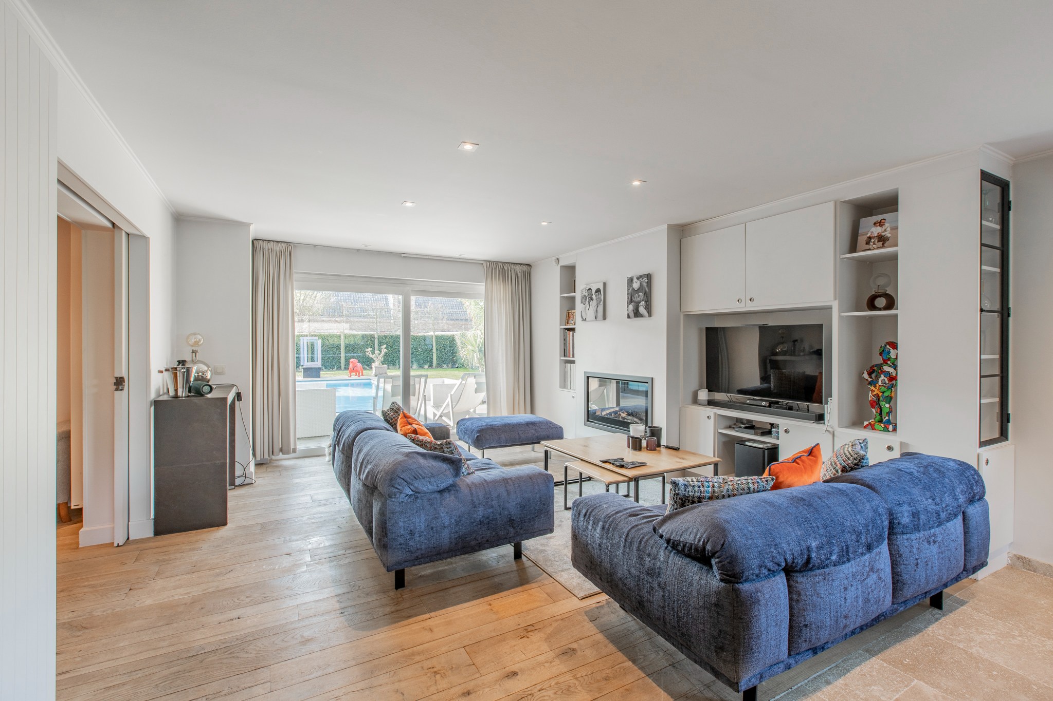 Ruime villa met tal van mogelijkheden in rustige, residenti&#235;le omgeving 