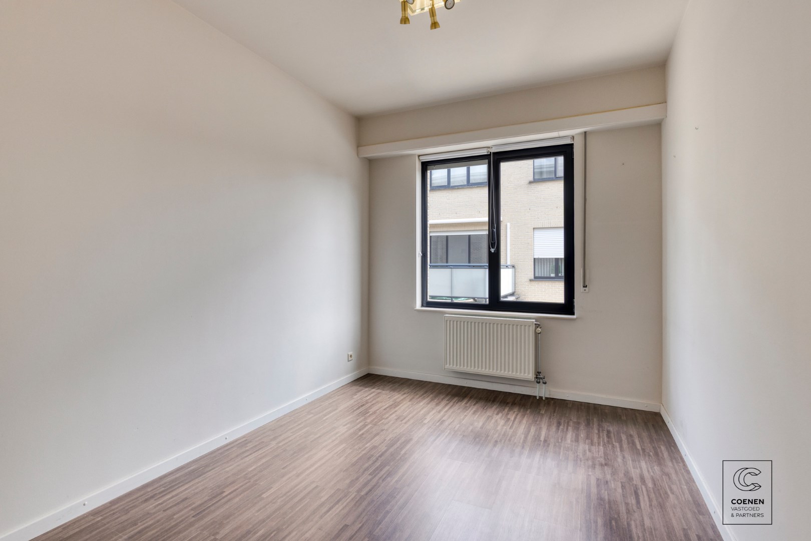 Prachtig appartement van 115 m&#178; met 3 slaapkamers op een uitstekende locatie te Brasschaat! 