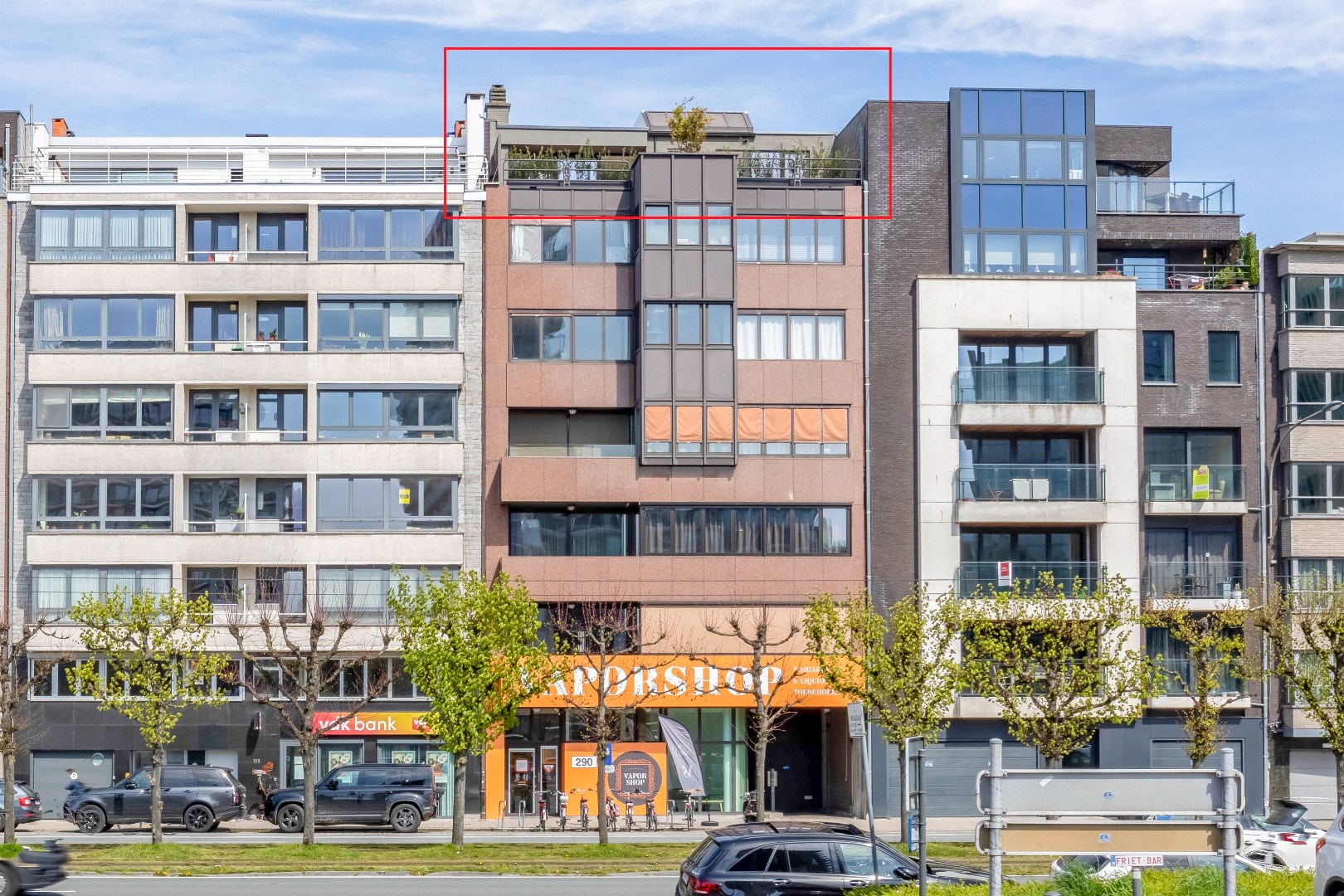 Unieke penthouse met 2 slaapkamers, 2 ruime terrassen en garage 